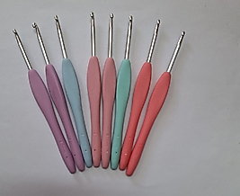 TUNÇ ELASTİK SAPLI YÜN TIĞ 4.00 NUMARA